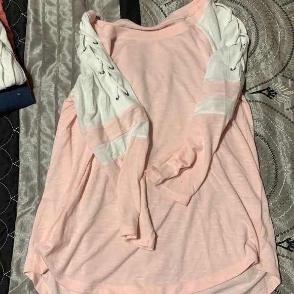 Womens 5 Tee bundle - Picture 8 of 8